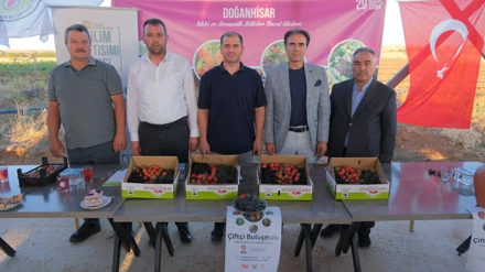  Selçuk Üniversitesi Bilim İletişimi Ofisi, Doğanhisar’da çiftçilerle buluştu